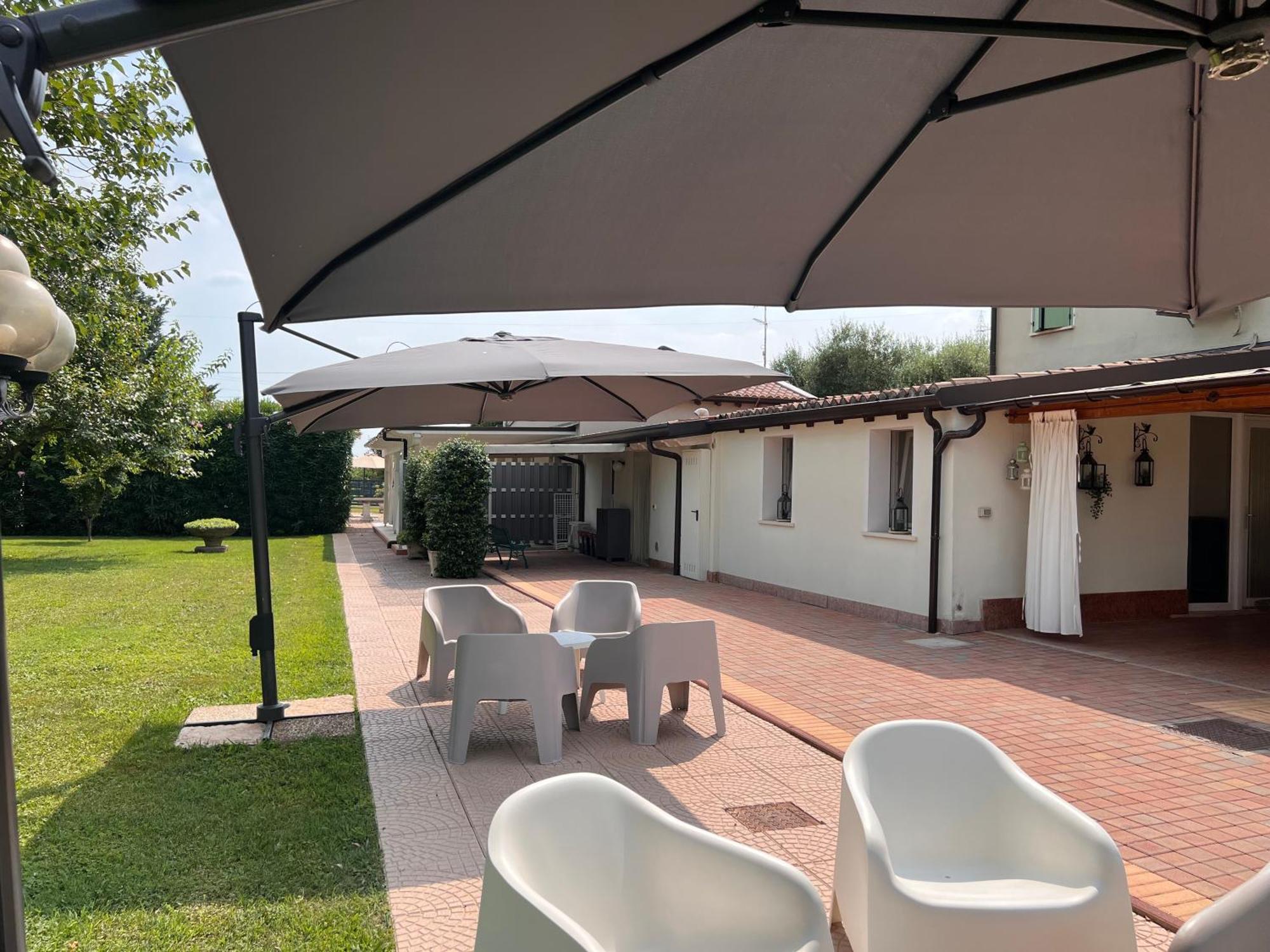 Appartamento Casa Vacanze Corte Ara Decima Sona Exterior foto