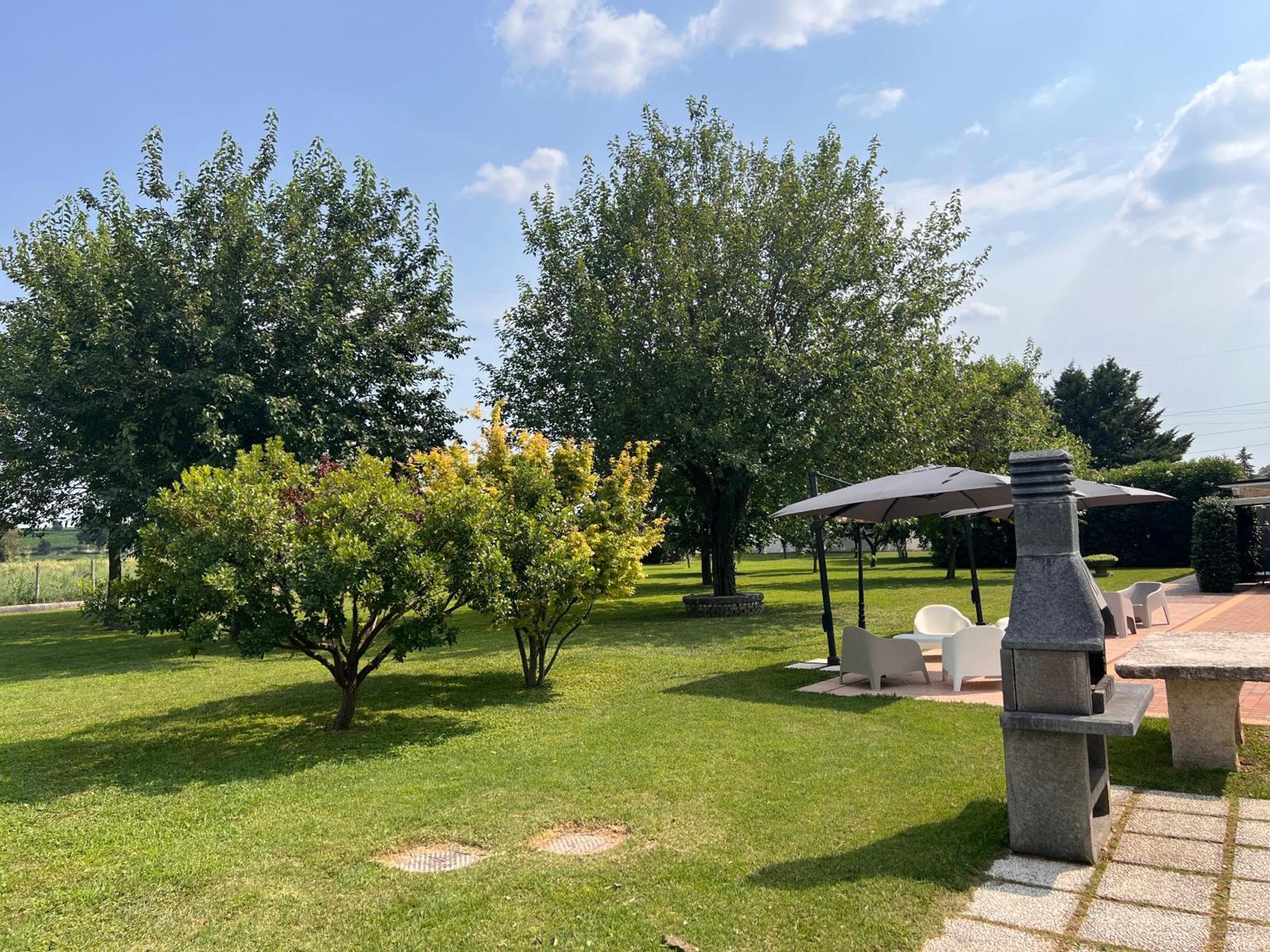 Appartamento Casa Vacanze Corte Ara Decima Sona Exterior foto