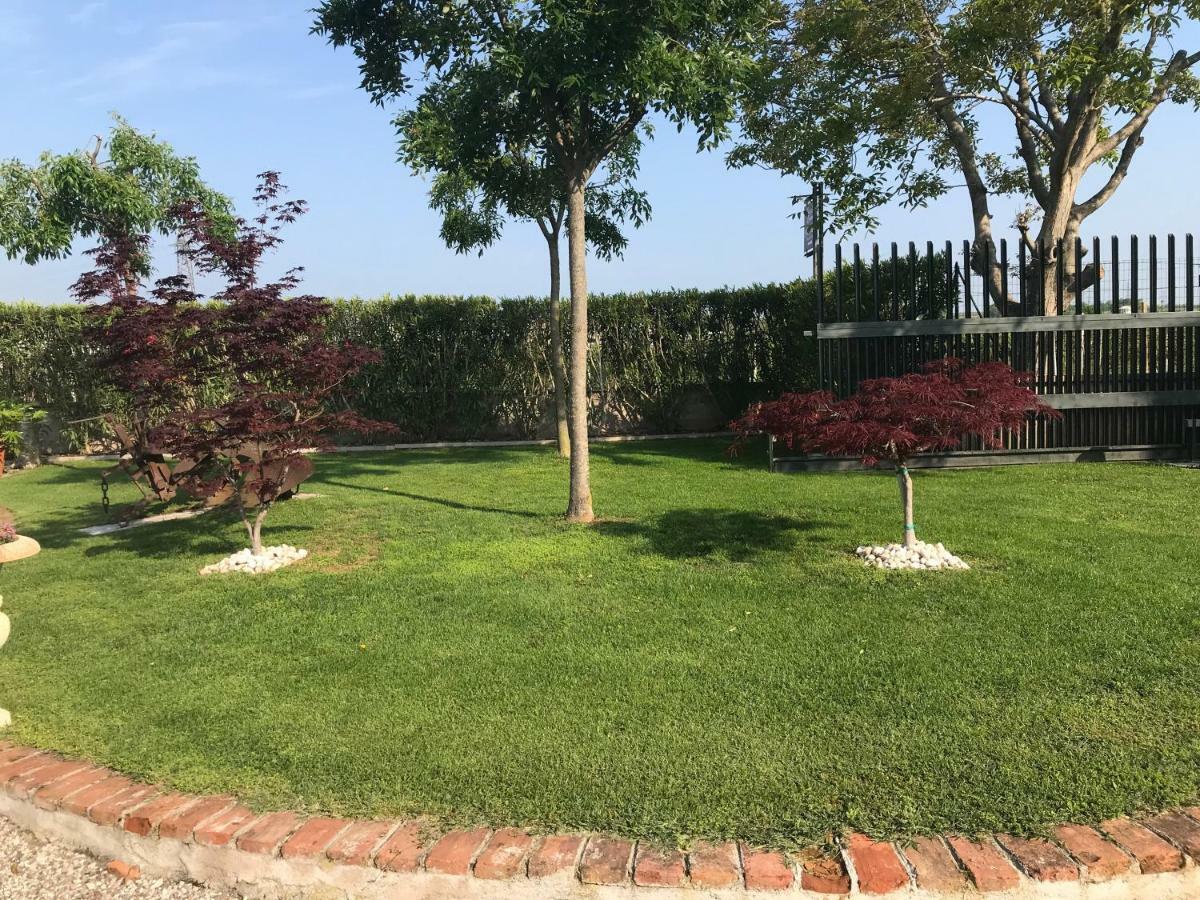 Appartamento Casa Vacanze Corte Ara Decima Sona Exterior foto